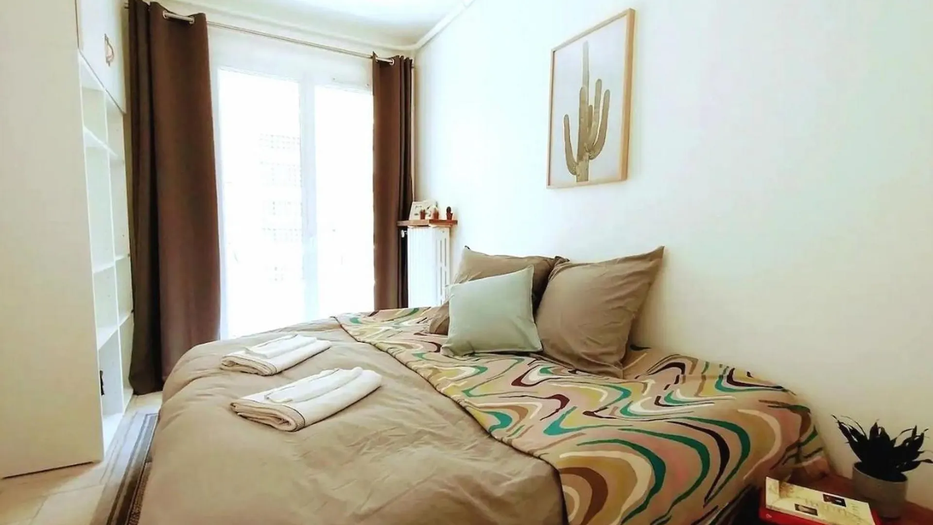 Appartement Rue Mandar Paris France
